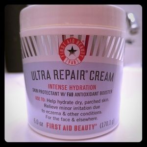 First Aid Beauty Ultra Repair Cream
